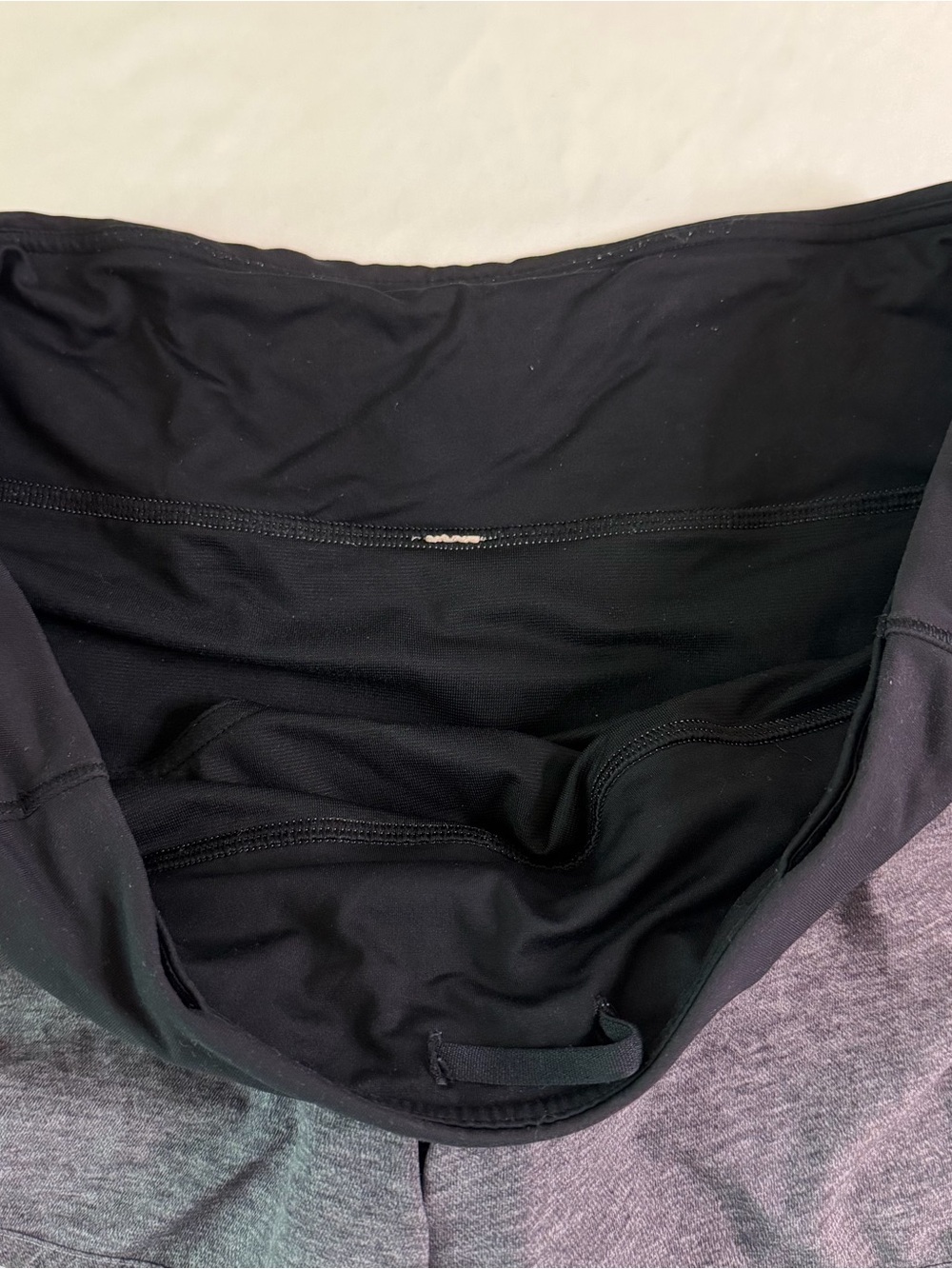 Lululemon Speed Up Shorts Gray Black 4” Inseam Running Athletic Size 10 - Picture 3 of 6